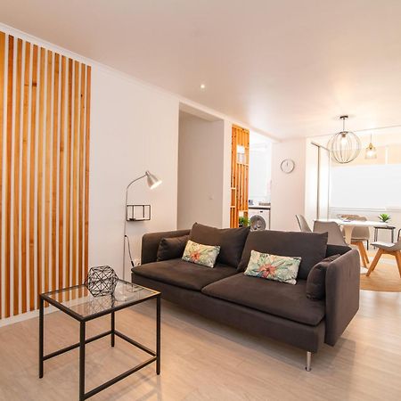 P&H Holiday Beach Apt Понта-Делгада Екстер'єр фото