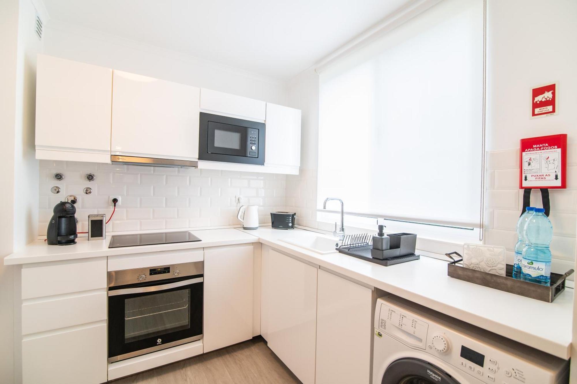 P&H Holiday Beach Apt Понта-Делгада Екстер'єр фото