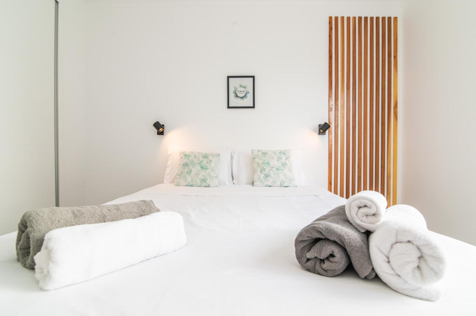 P&H Holiday Beach Apt Понта-Делгада Екстер'єр фото